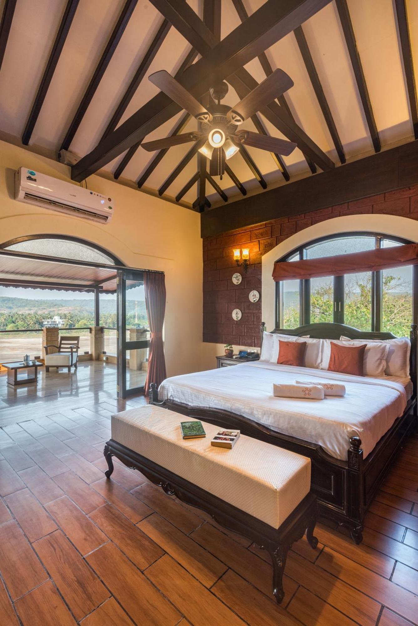 Saffronstays Athaang, Dapoli Anjarle Bagian luar foto